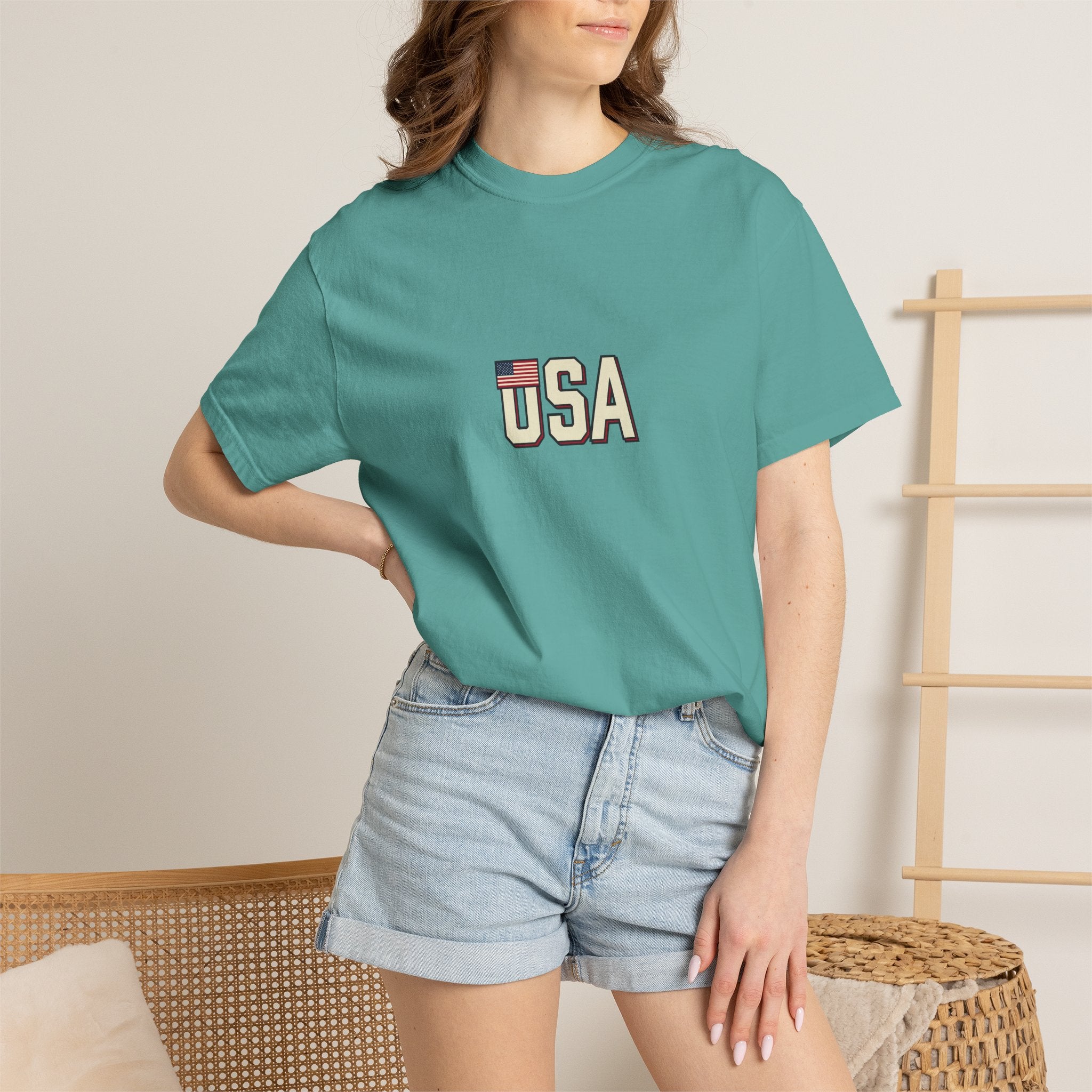 USA Flag Graphic T-Shirt — Retro Patriotic Tee for 4th of July
